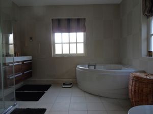 Photo 20- click for photo gallery